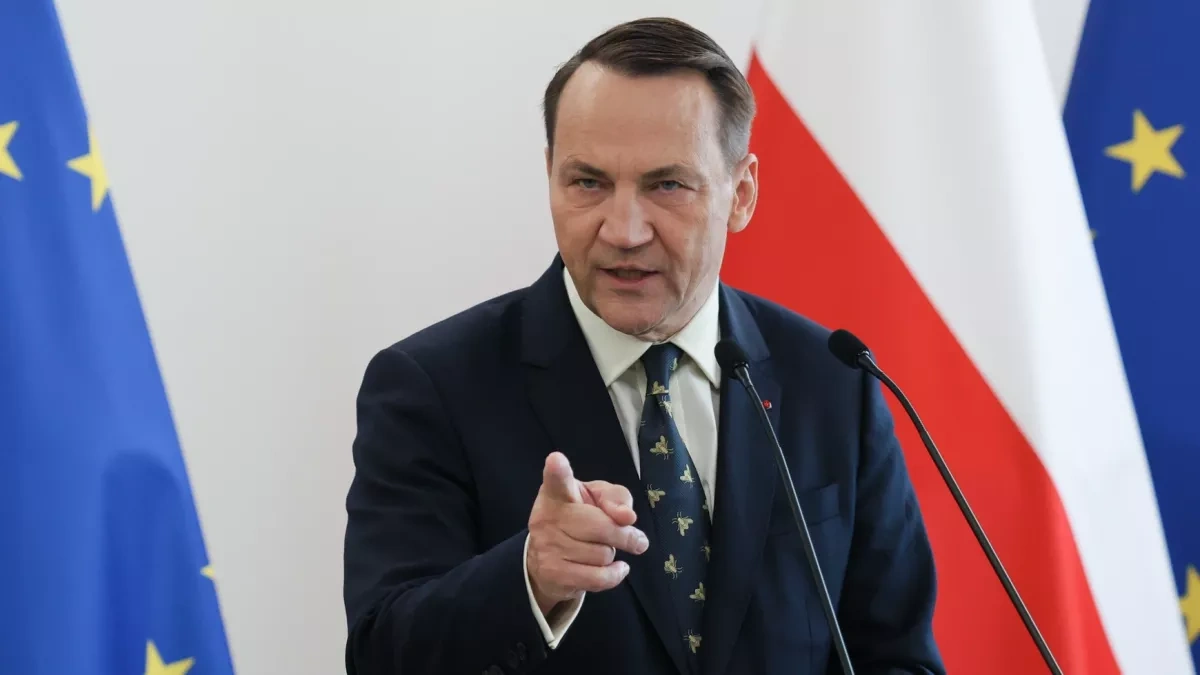 Polish FM ridicules Russian claim that Lenin "created" Poland “Lenin was also a friend to Polish children”