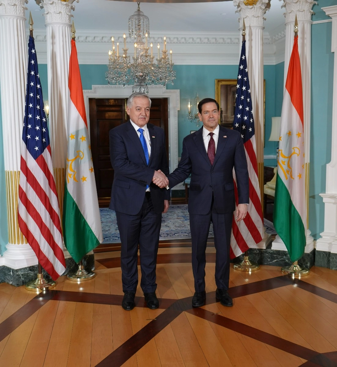 Tajikistan, US discuss expanding bilateral partnership