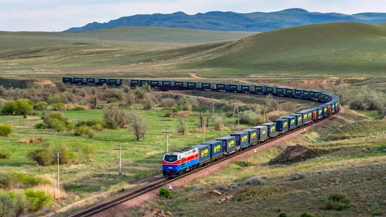 Kazakhstan launches first multimodal fertilizer shipment to UK via Middle Corridor