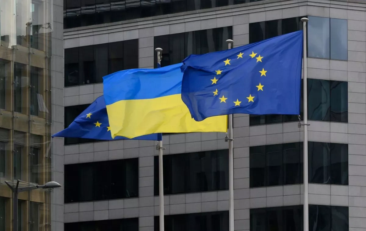 FT: Germany, France weigh “symbolic” EU membership options for Ukraine