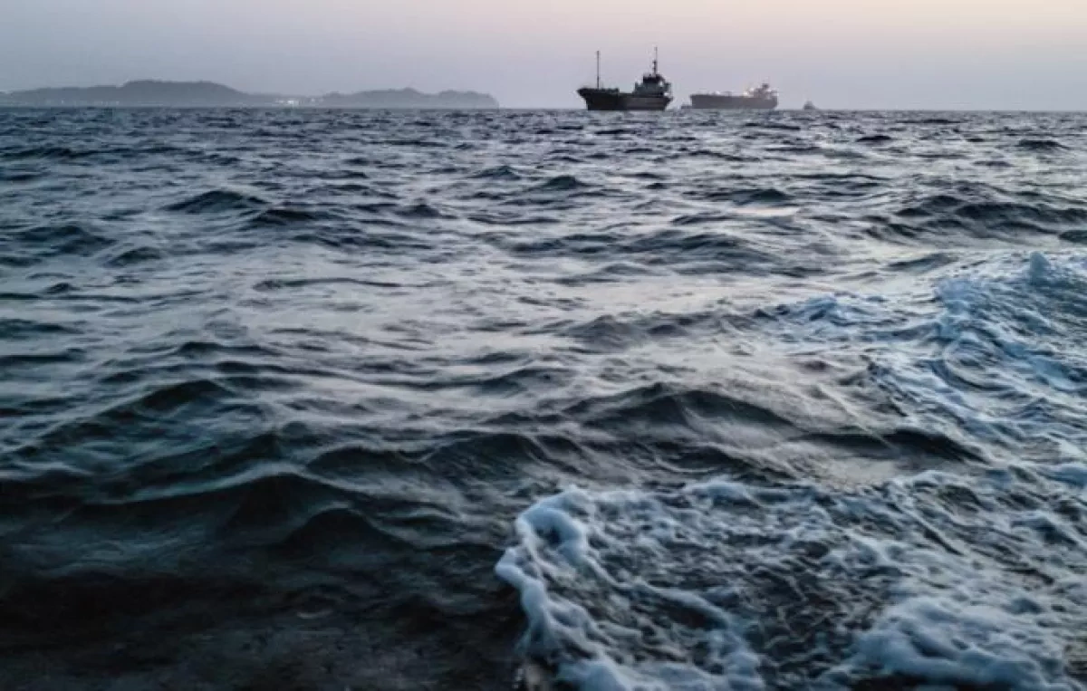 Reuters: Shipowners reluctant to send tankers through Strait of Hormuz