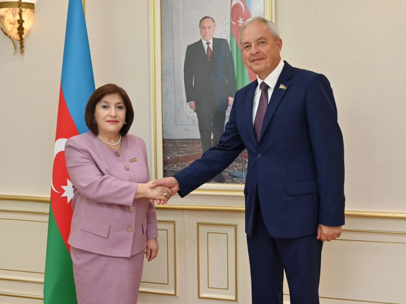 Azerbaijan, Belarus discuss strategic partnership, interparliamentary ties