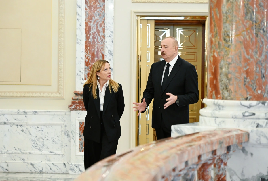 President Ilham Aliyev holds one-on-one meeting with President of the Italian Council of Ministers Giorgia Meloni (PHOTO)