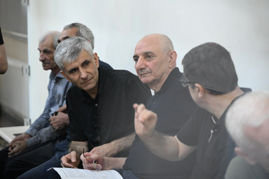 Baku court holds hearing on appeal by convicted Armenian citizens (PHOTO)