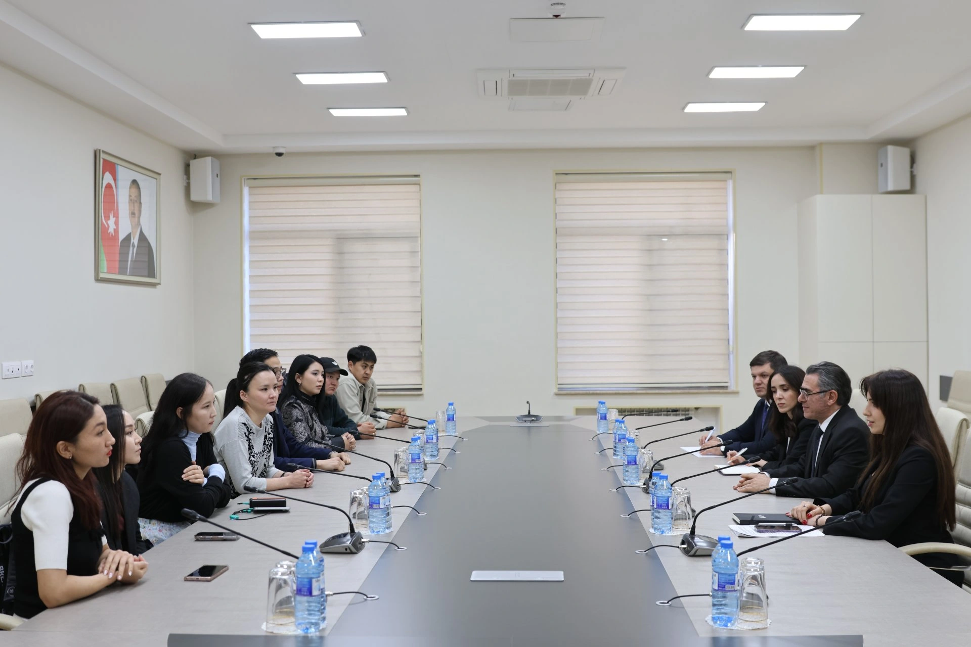 Azerbaijani Media Dev't Agency hosts high-level talks with Mongolian delegation