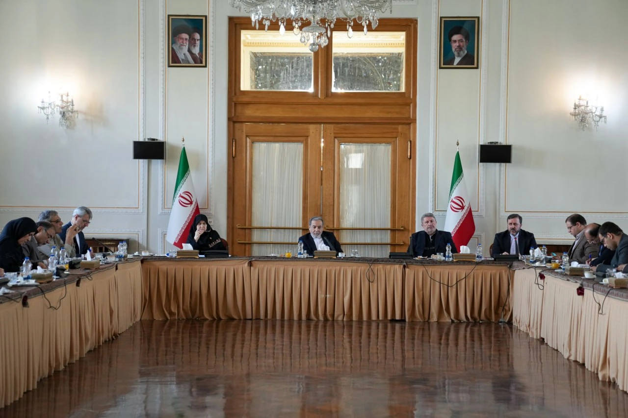 Iran reports intention to control Strait of Hormuz shipping with Oman