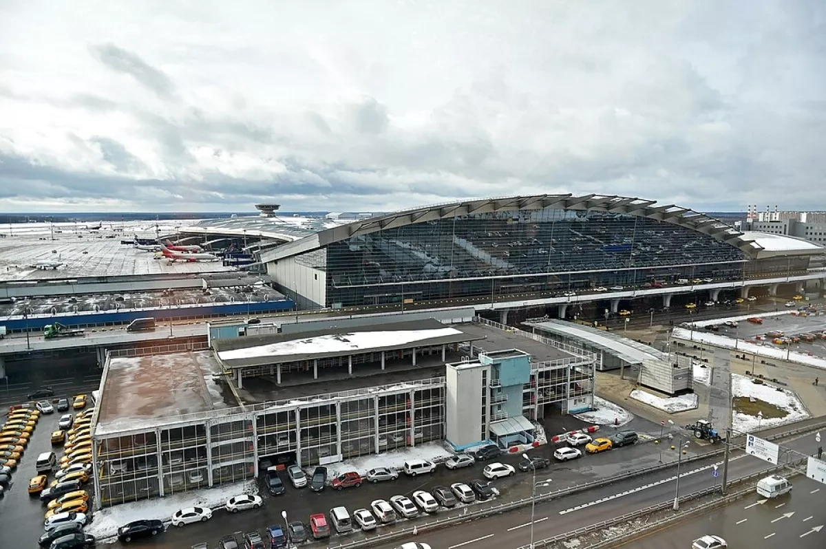 Russia introduces airspace curbs around Vnukovo Airport