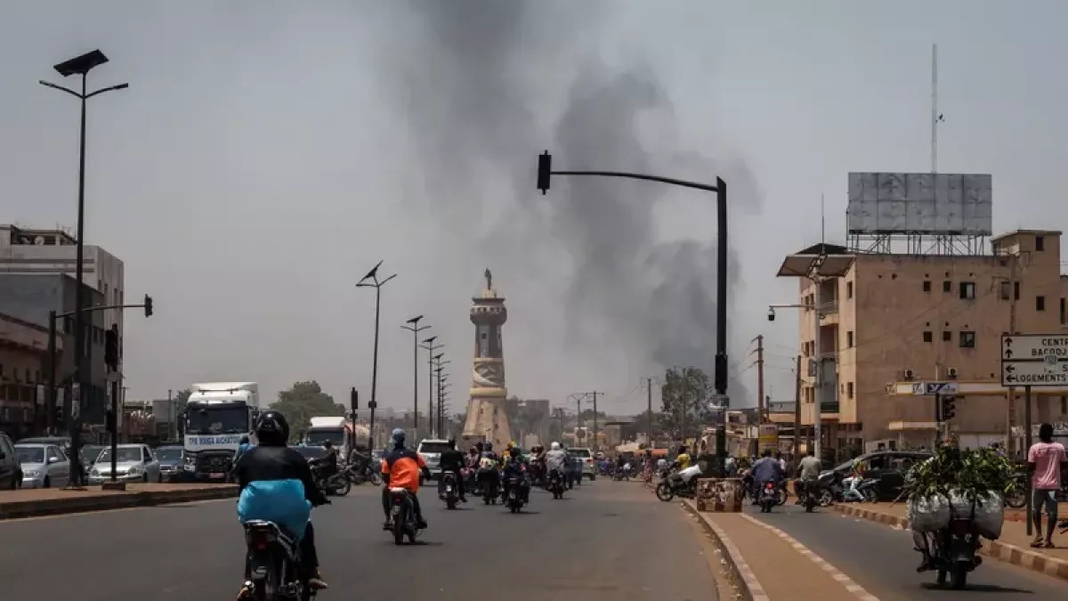 Paris calls for immediate exit of nationals from Mali