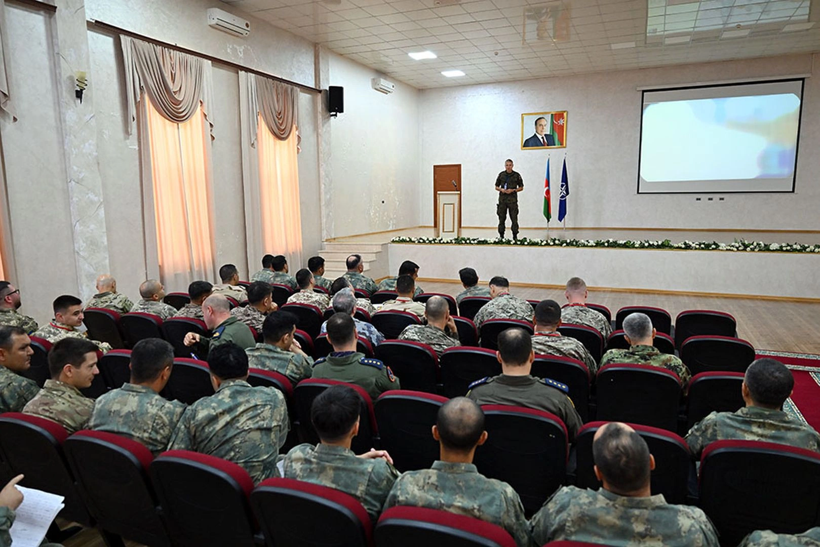 Baku hosts NATO training course (PHOTO)