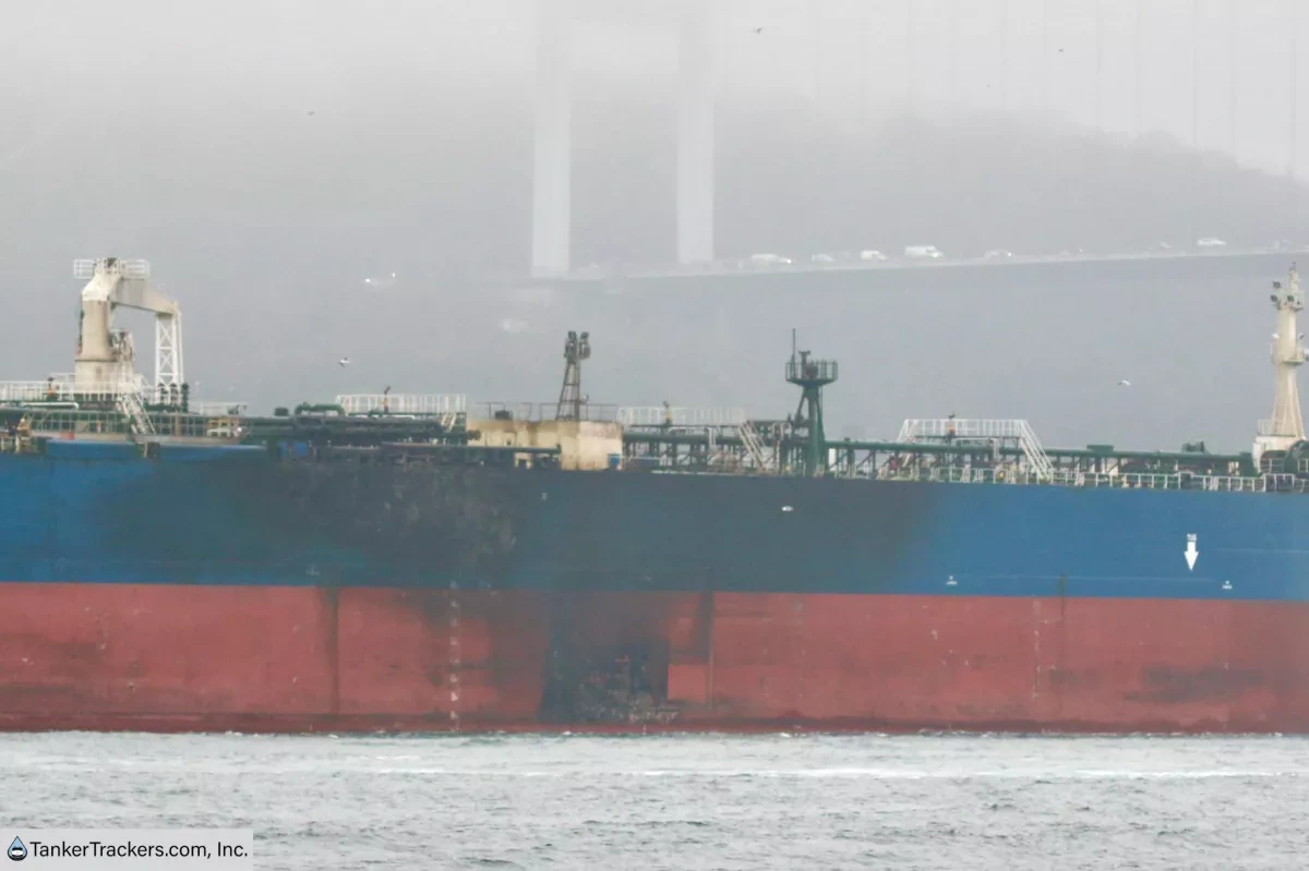 Tanker URSUS MARITIMUS with signs of damage spotted in Istanbul VIDEO / PHOTO