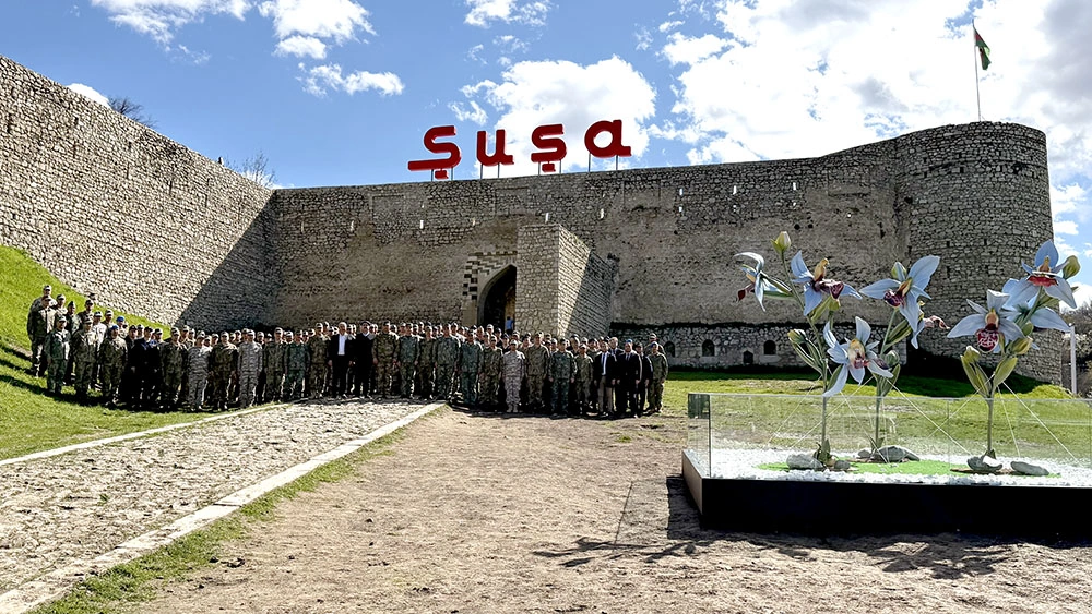 Turkish guests visit territories liberated from occupation (PHOTO)