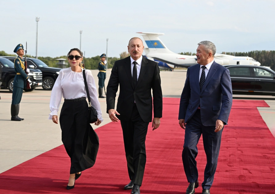 President Ilham Aliyev concludes visit to Kyrgyzstan (PHOTO)
