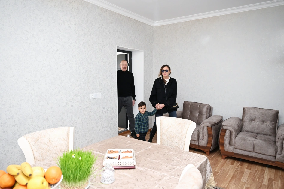 President Ilham Aliyev, First Lady Mehriban Aliyeva inspect restoration of individual houses and infrastructure in Khanoba village of Khojavend (PHOTO)