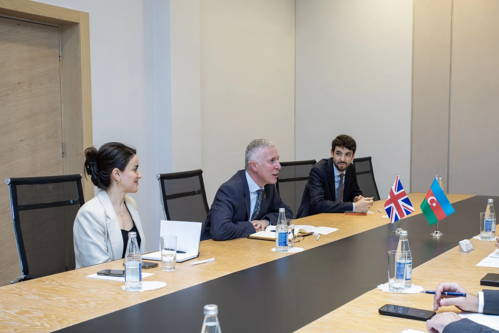 Azerbaijan and UK discuss issues on energy partnership agenda (PHOTO)