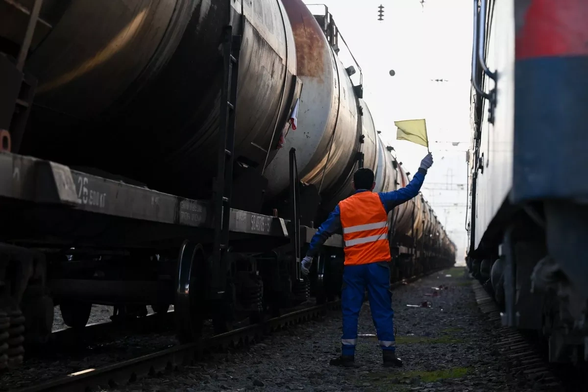 Azerbaijan delivers fuel to Armenia in first cross-border rail shipment PHOTO / VIDEO