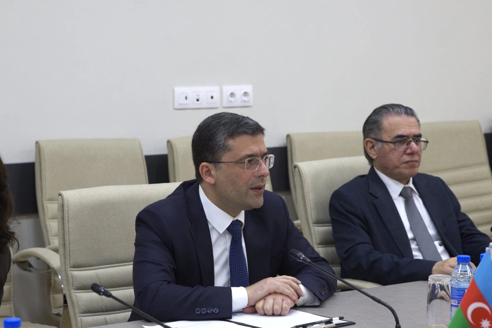Media Development Agency holds bilateral meeting with D-8 Secretary-General (PHOTO)