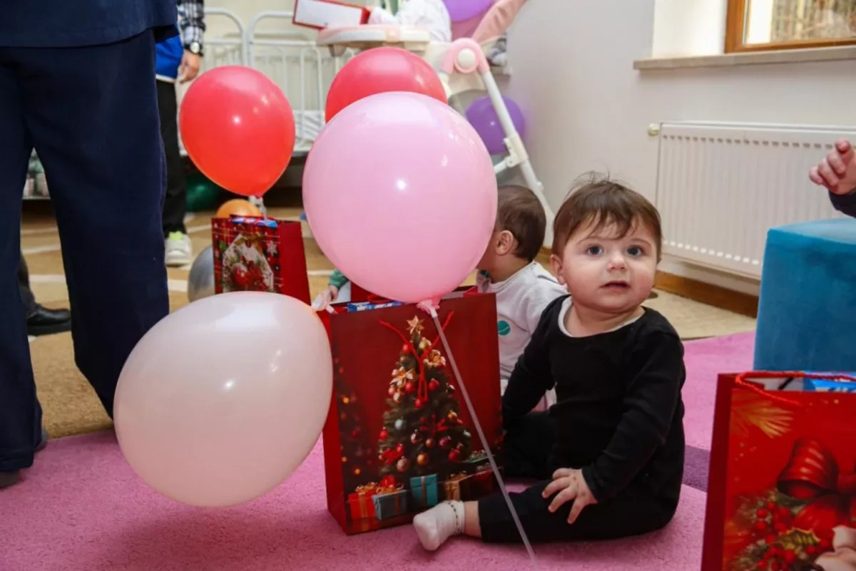Holiday celebrations light up local orphanages in Azerbaijan PHOTO