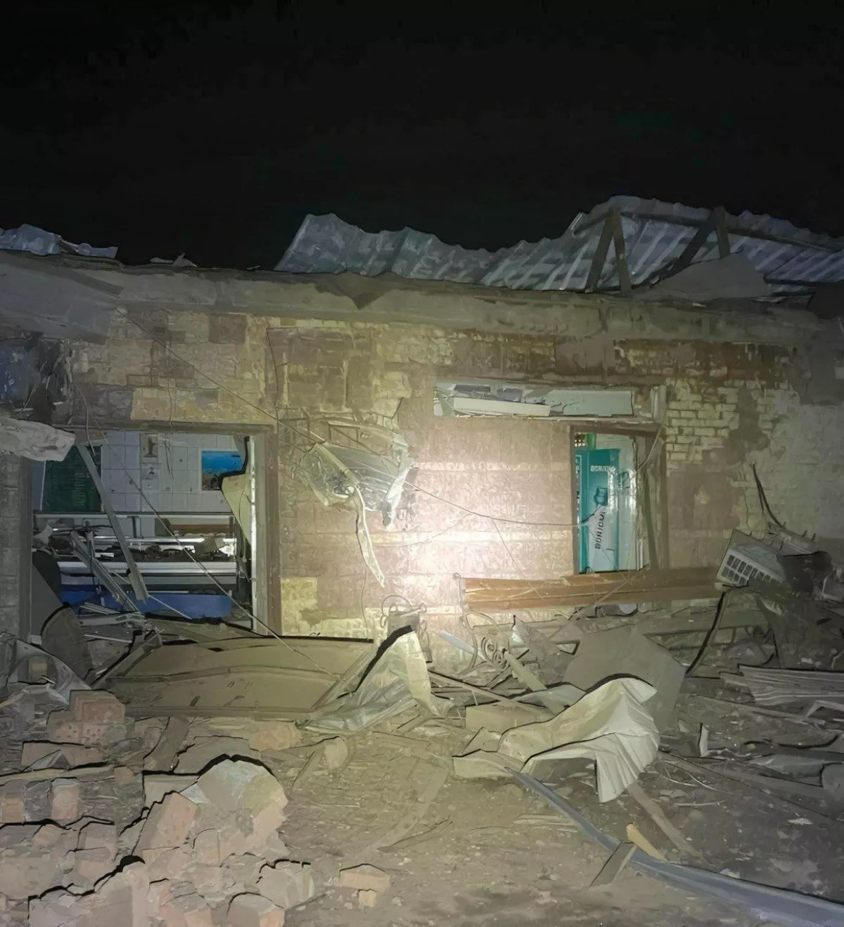 Dnipropetrovsk region comes under Russian attack, civilians injured photo