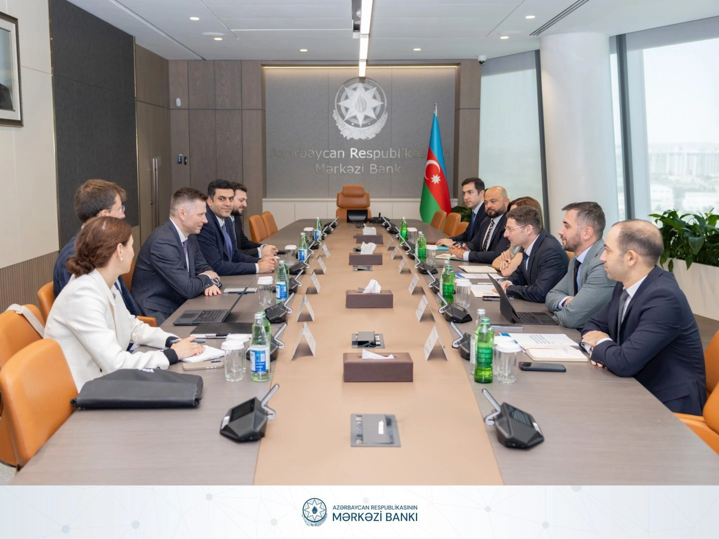 Azerbaijan discusses further expansion of its digital payment infrastructure with Visa