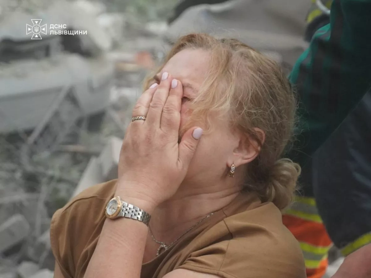 Russian overnight strikes across Ukraine kill at least 13, injure dozens PHOTO / VIDEO