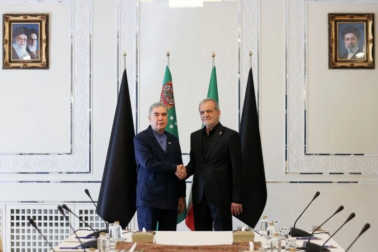 Iran and Turkmenistan conduct high-level talks in Tehran