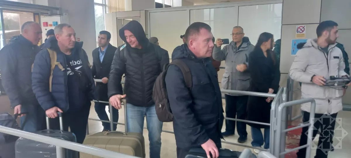 Another group of Russian citizens evacuated from Iran to Azerbaijan PHOTO