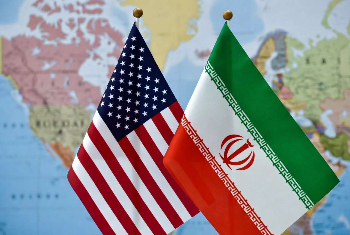 Iran, U.S. hold talks in diplomatic move to ease tensions