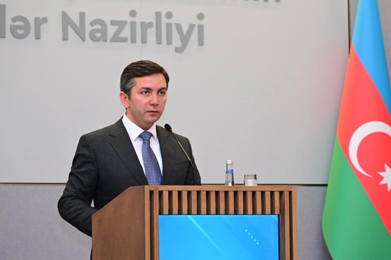 Baku hosts discussions on promoting human rights via public services (PHOTO)