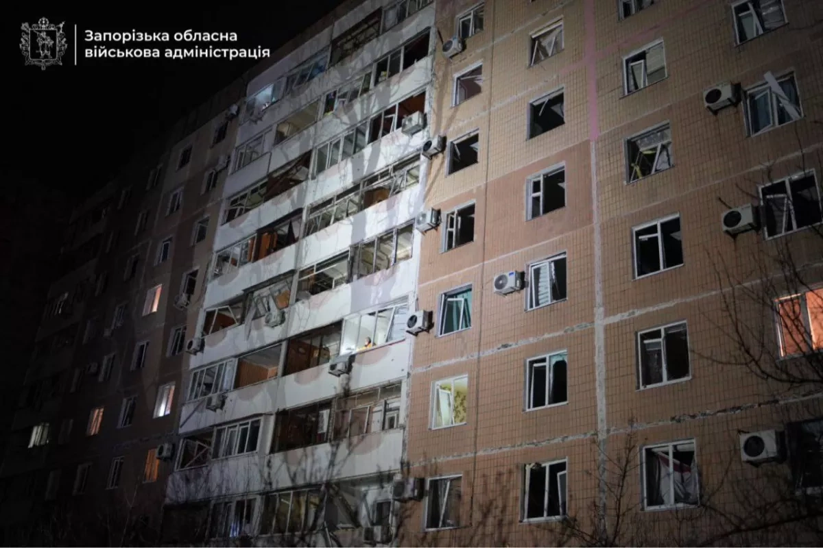 Russian attacks on Zaporizhzhia leave damage, injured after nearly 800 strikes photo / video