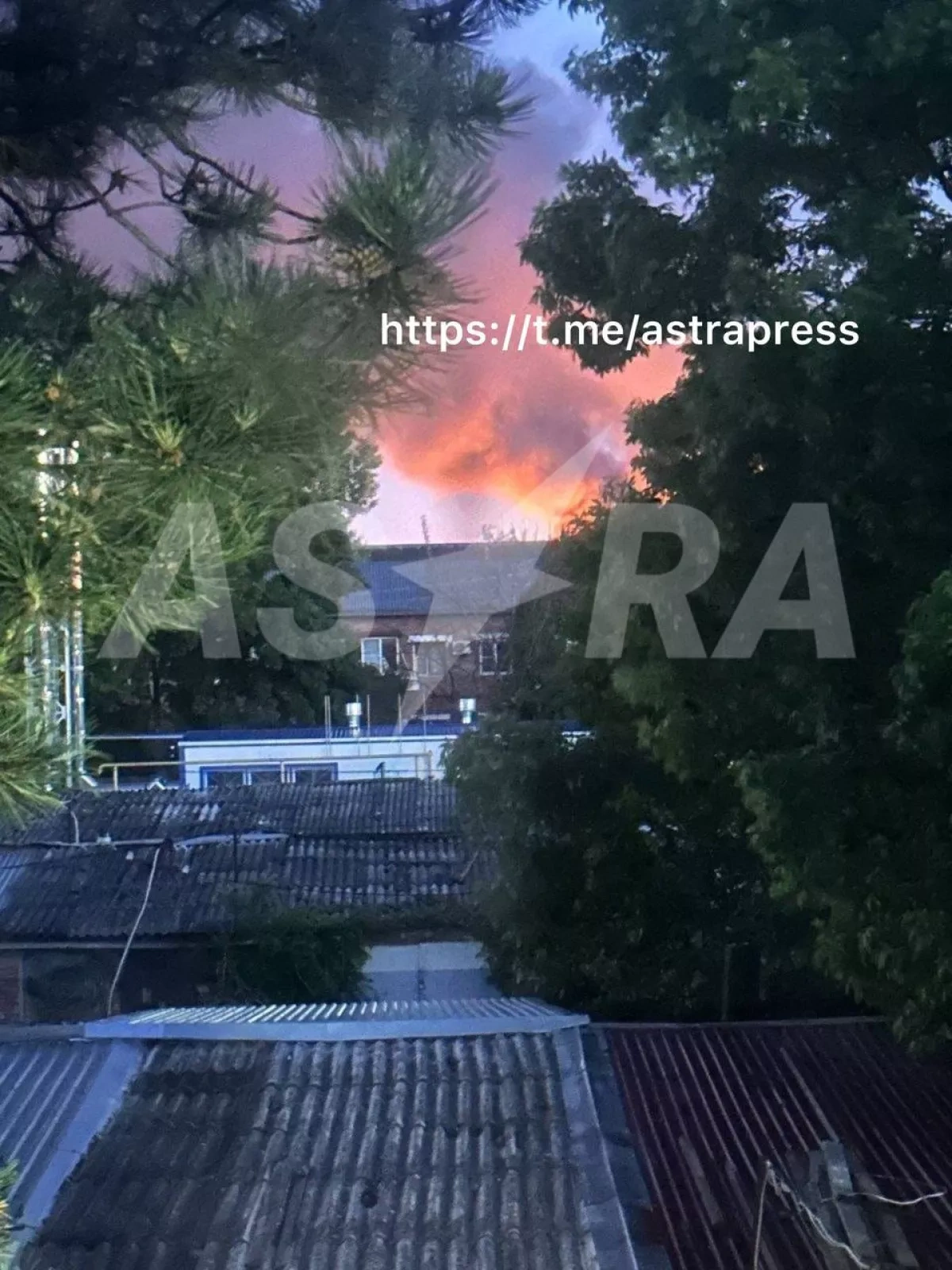 ASTRA: Russia’s Ilsky oil refinery catches fire after drone attack PHOTO / VIDEO
