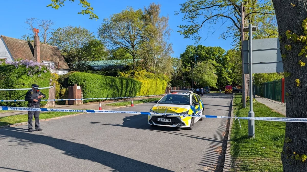 Teen charged after late-night synagogue arson in London