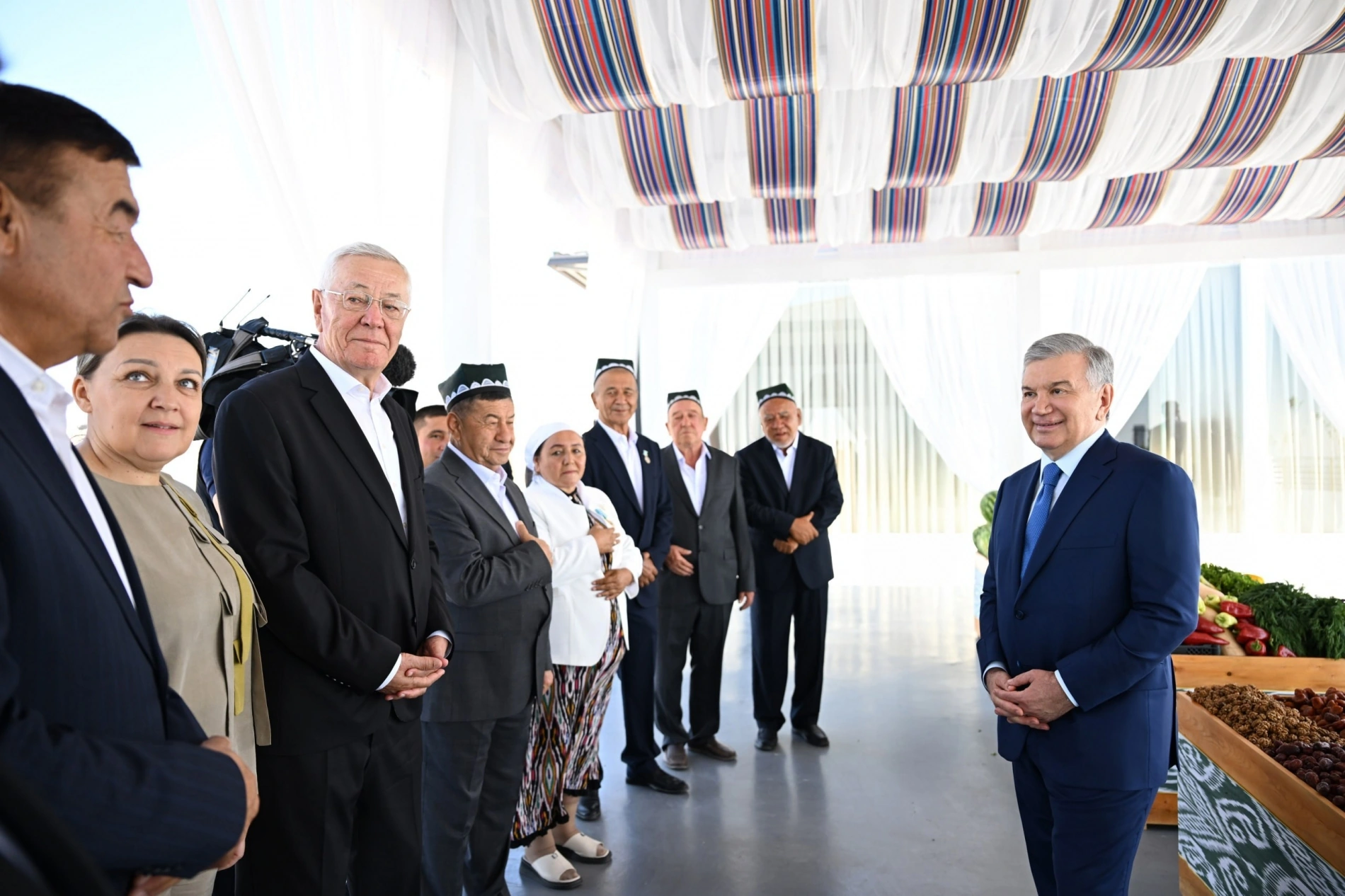 President Mirziyoyev reviews poultry and agricultural projects in Namangan