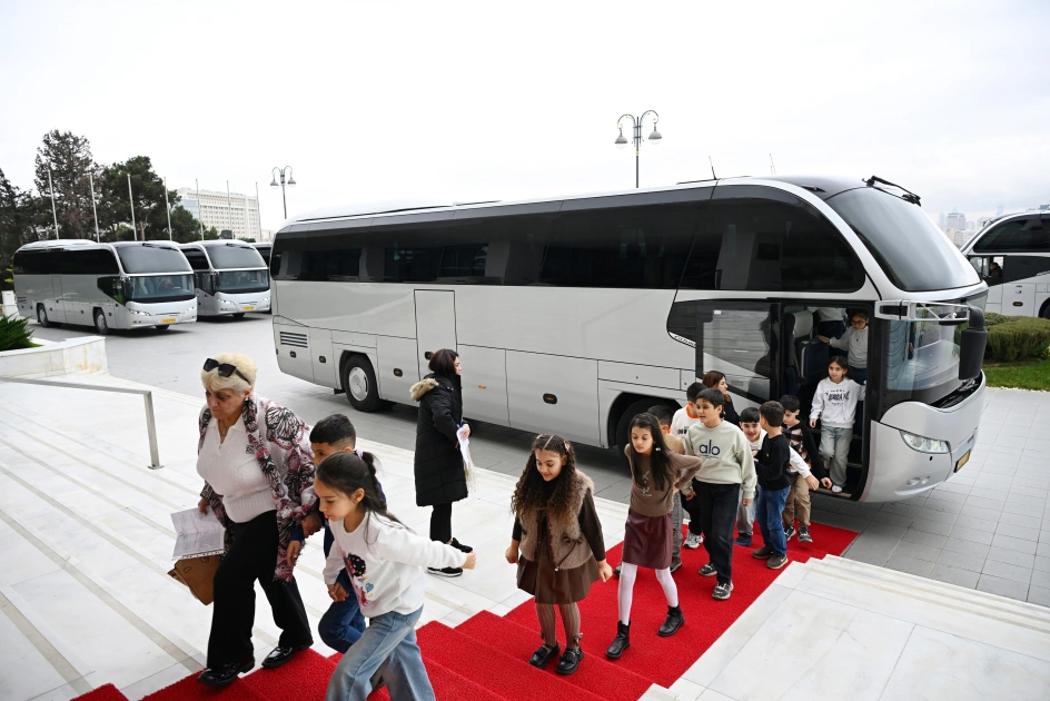 Heydar Aliyev Foundation VP Leyla Aliyeva, Arzu Aliyeva, and Alena Aliyeva attend festive celebration for children (PHOTO)