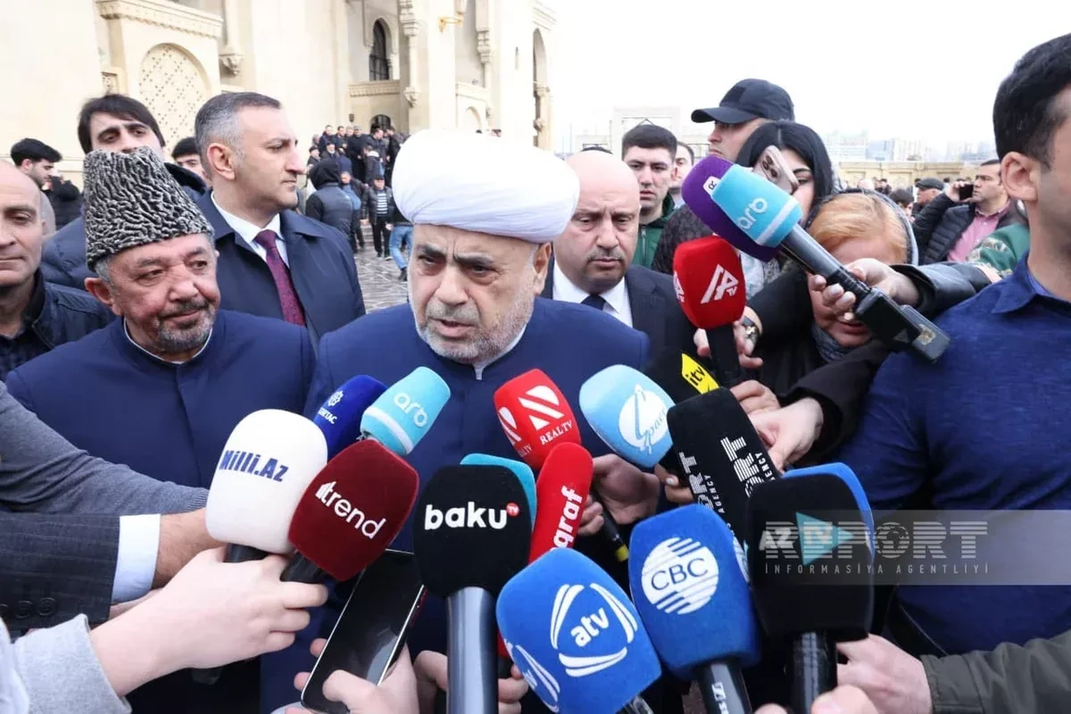 Top Azerbaijani cleric to attend funeral of Georgian Patriarch Ilia II