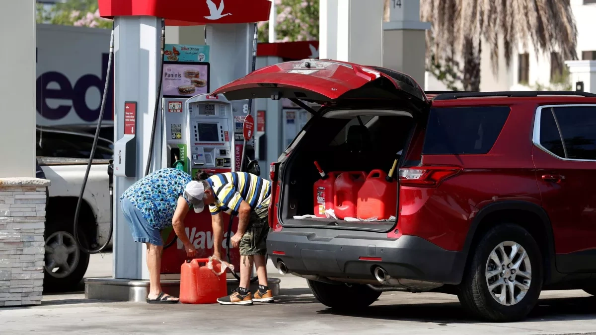 US allows foreign ships on domestic routes to cut gasoline prices