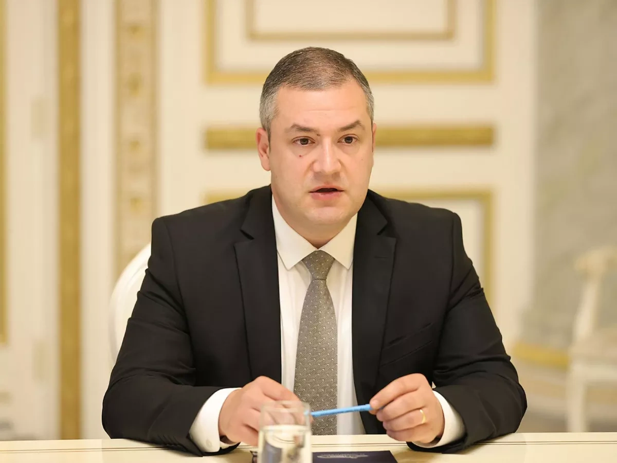 EU or EAEU: Who is pushing Armenia toward a referendum—and why? Expert opinions on Caliber.Az