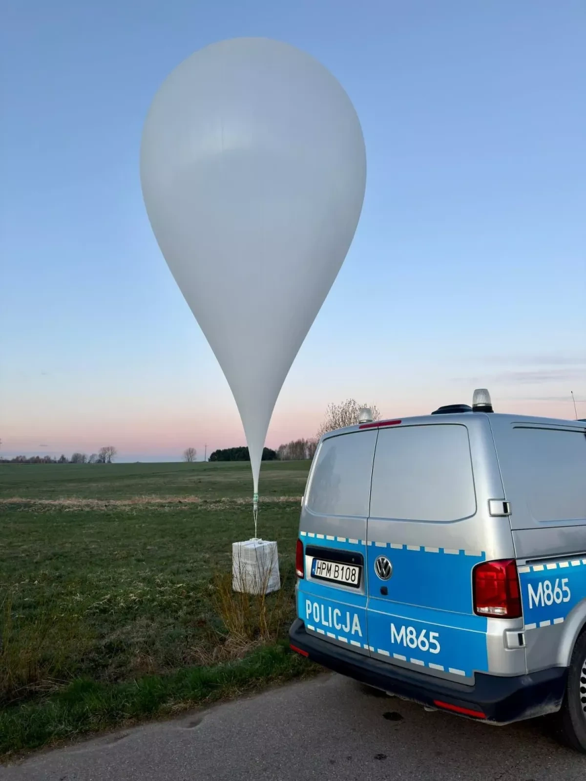 Poland detects weather balloons used for suspected smuggling
