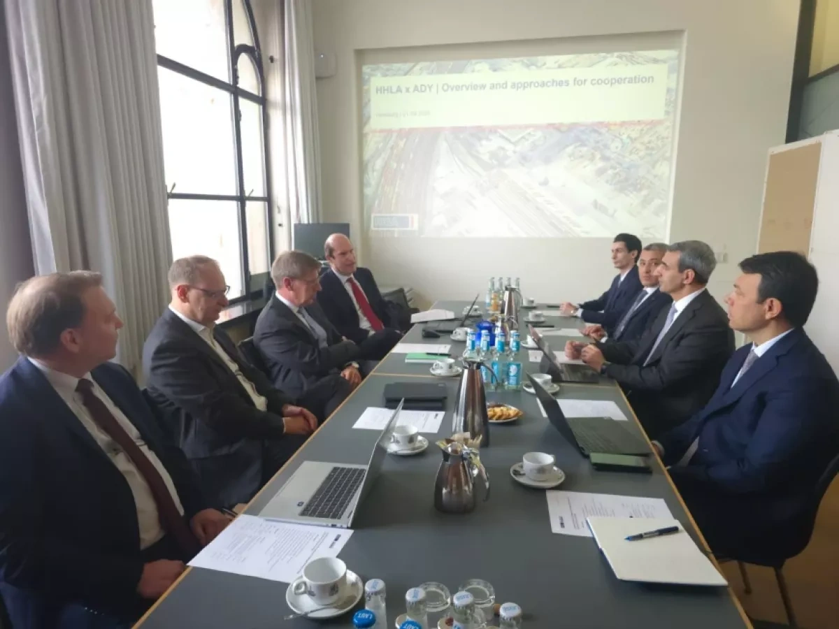 Azerbaijan Railways, Port of Hamburg focus on strengthening cooperation PHOTO
