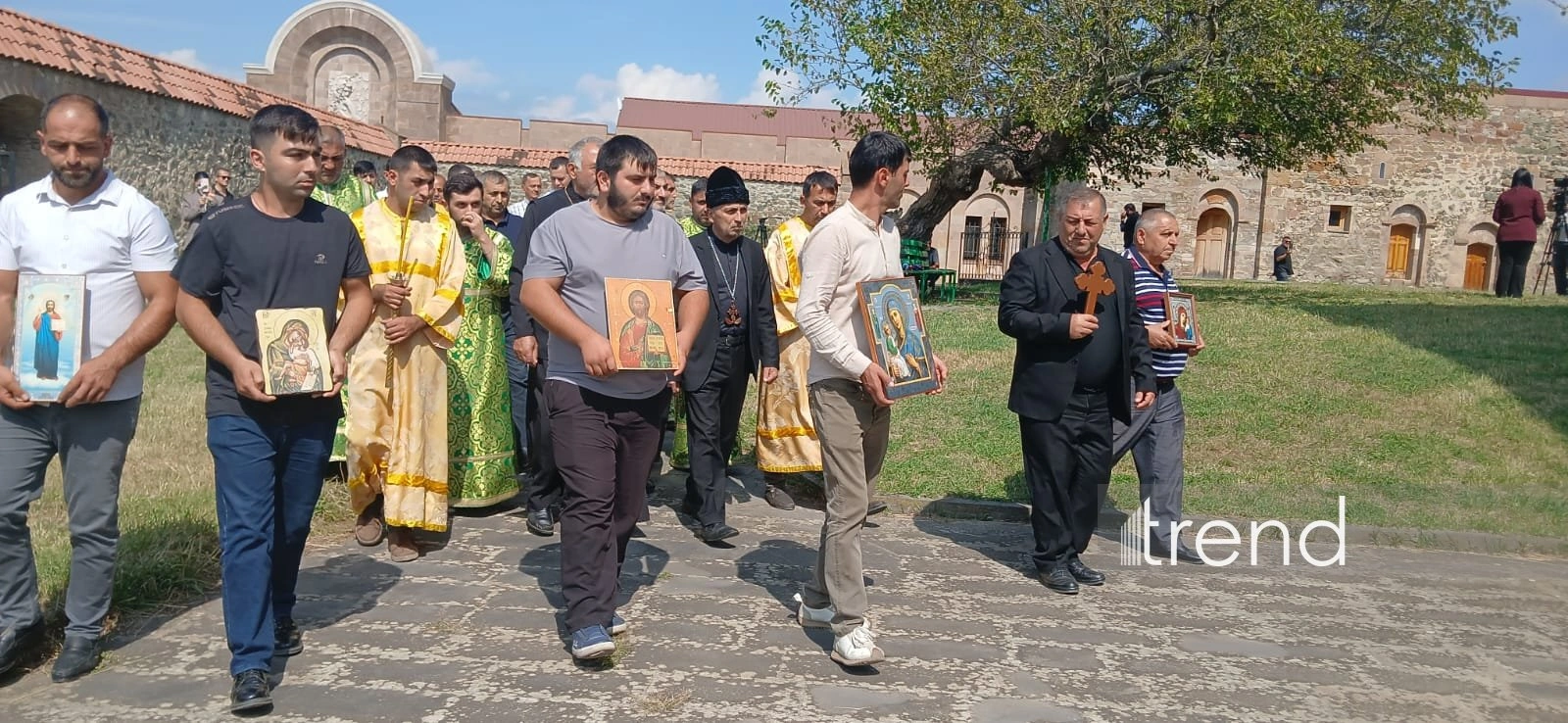 Albanian-Udi Christian community visits Ganjasar Monastery in Aghdara (PHOTO)