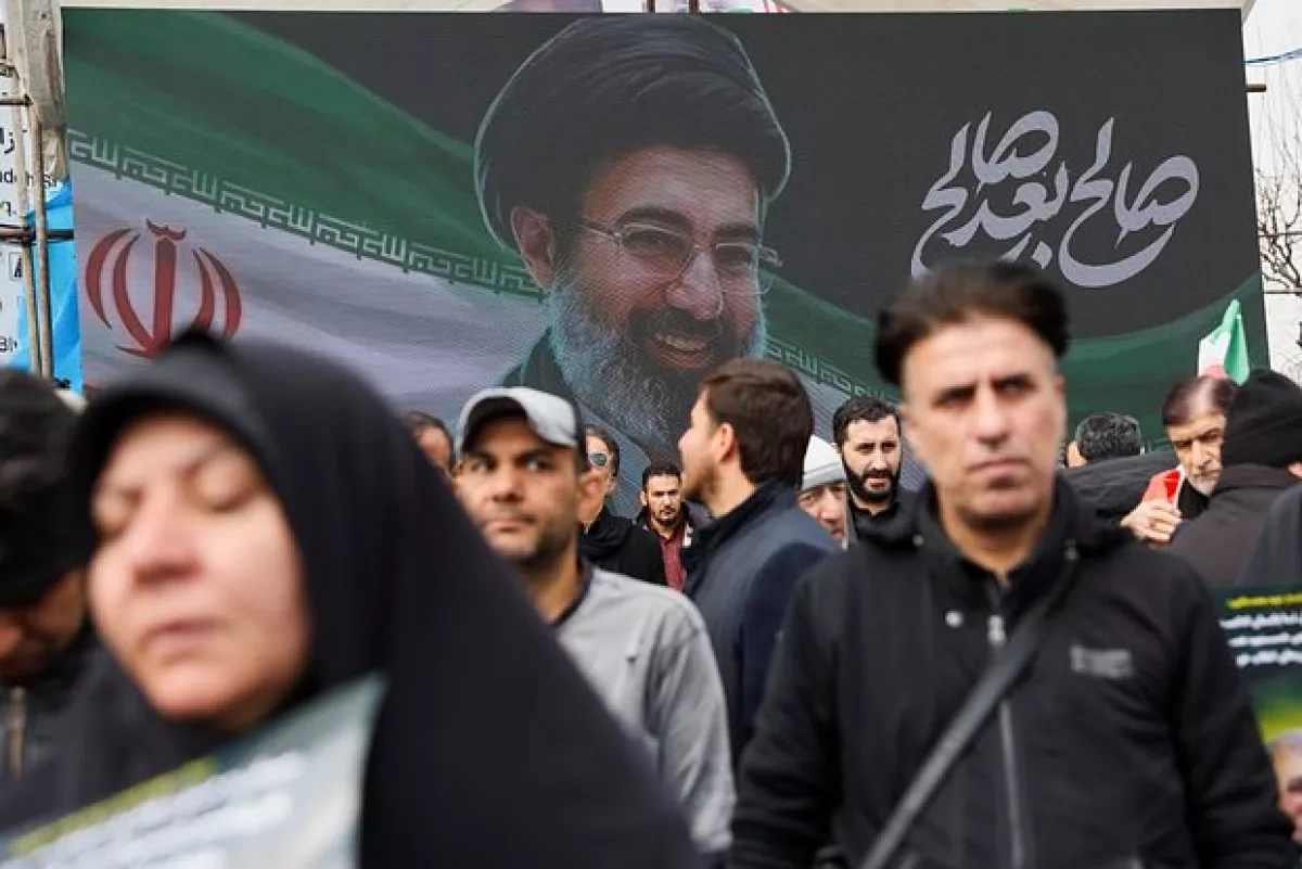 The Times: CIA, Mossad searching for Iran's supreme leader