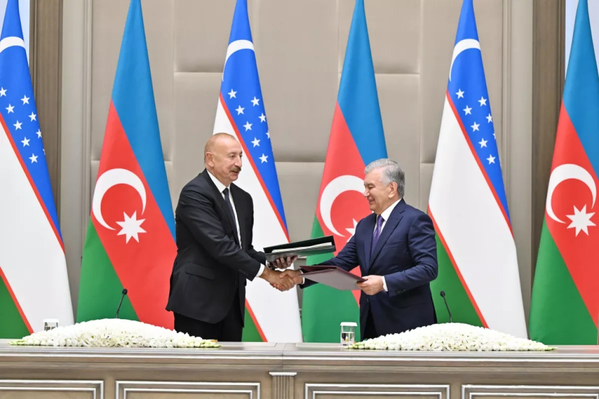 Azerbaijan, Uzbekistan sign bilateral documents in Tashkent PHOTO