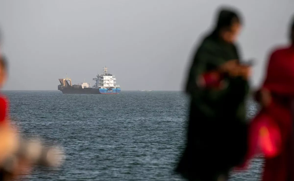 Fars: Iran denies plans to reopen Strait of Hormuz
