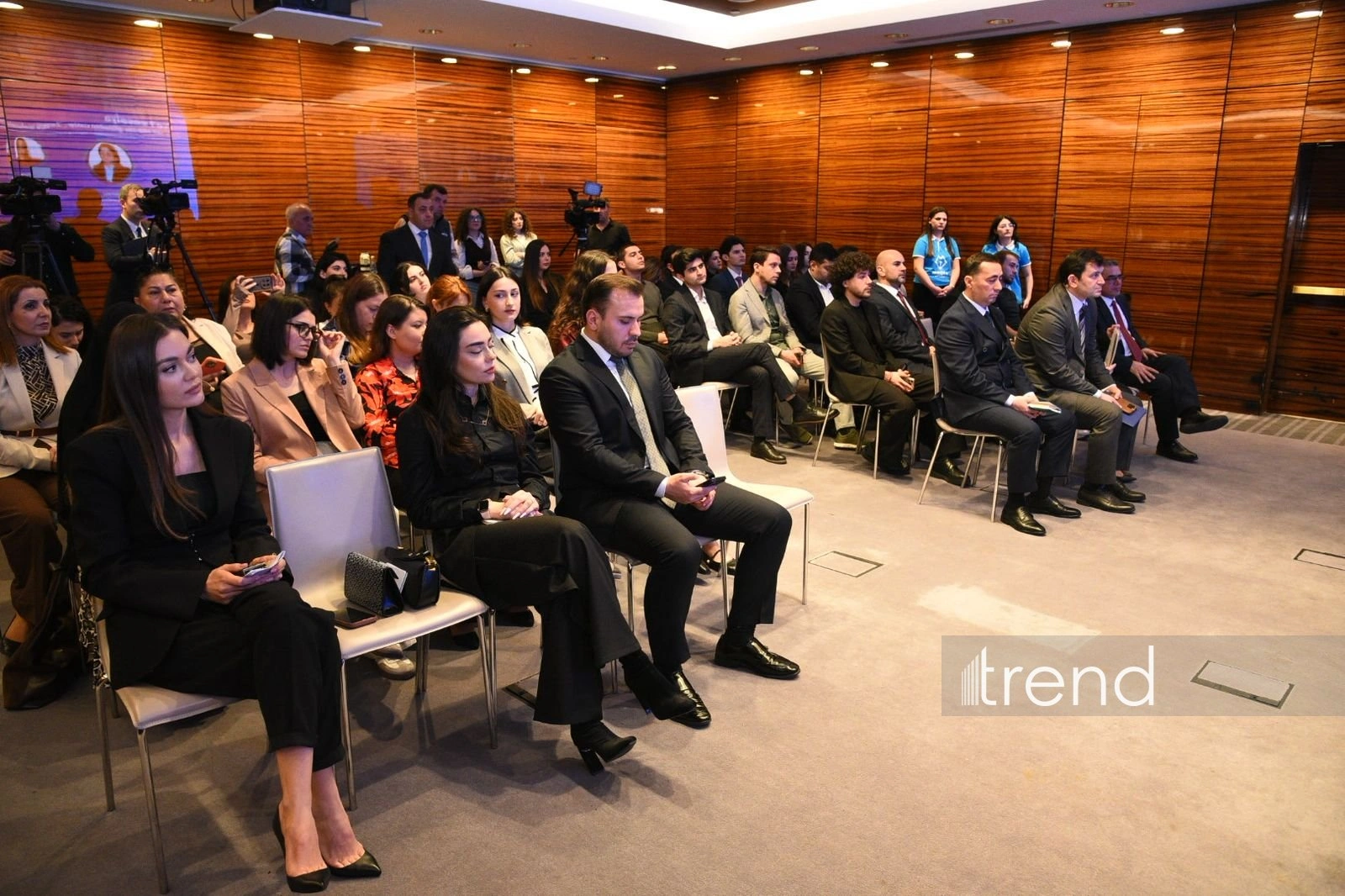 Baku hosts panel on 'Digital Risks and Countering Harmful Information' (PHOTO)