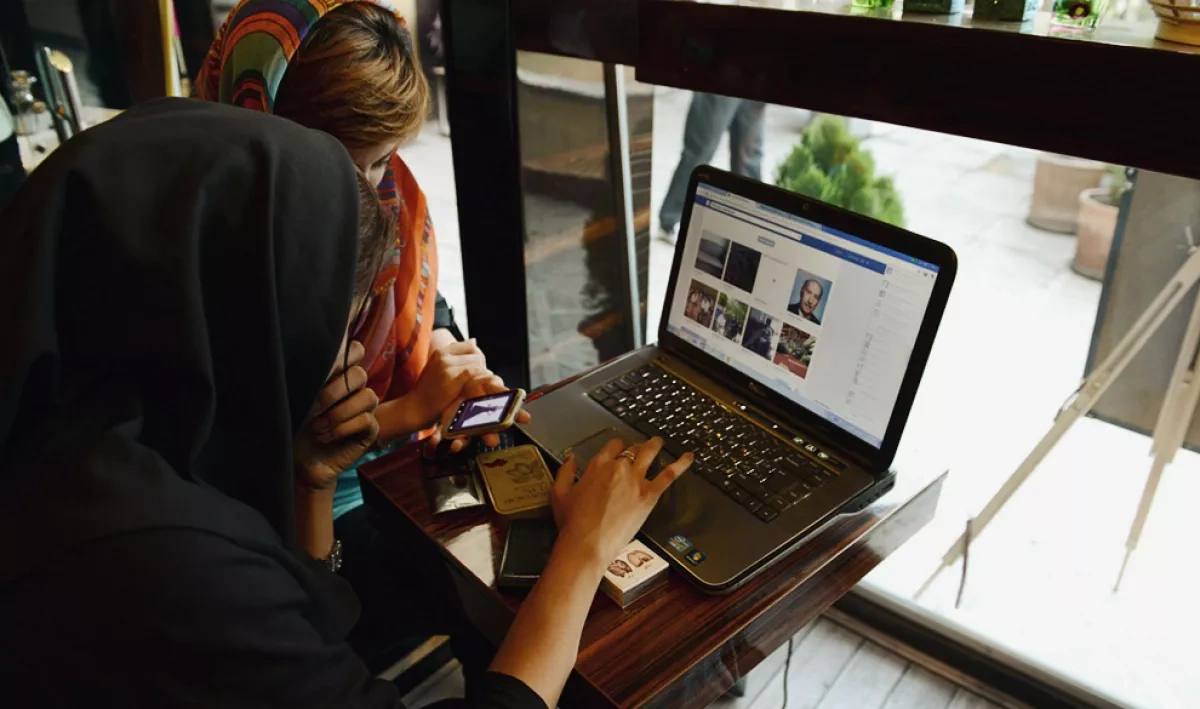 Iran reformists call for equal access to global internet
