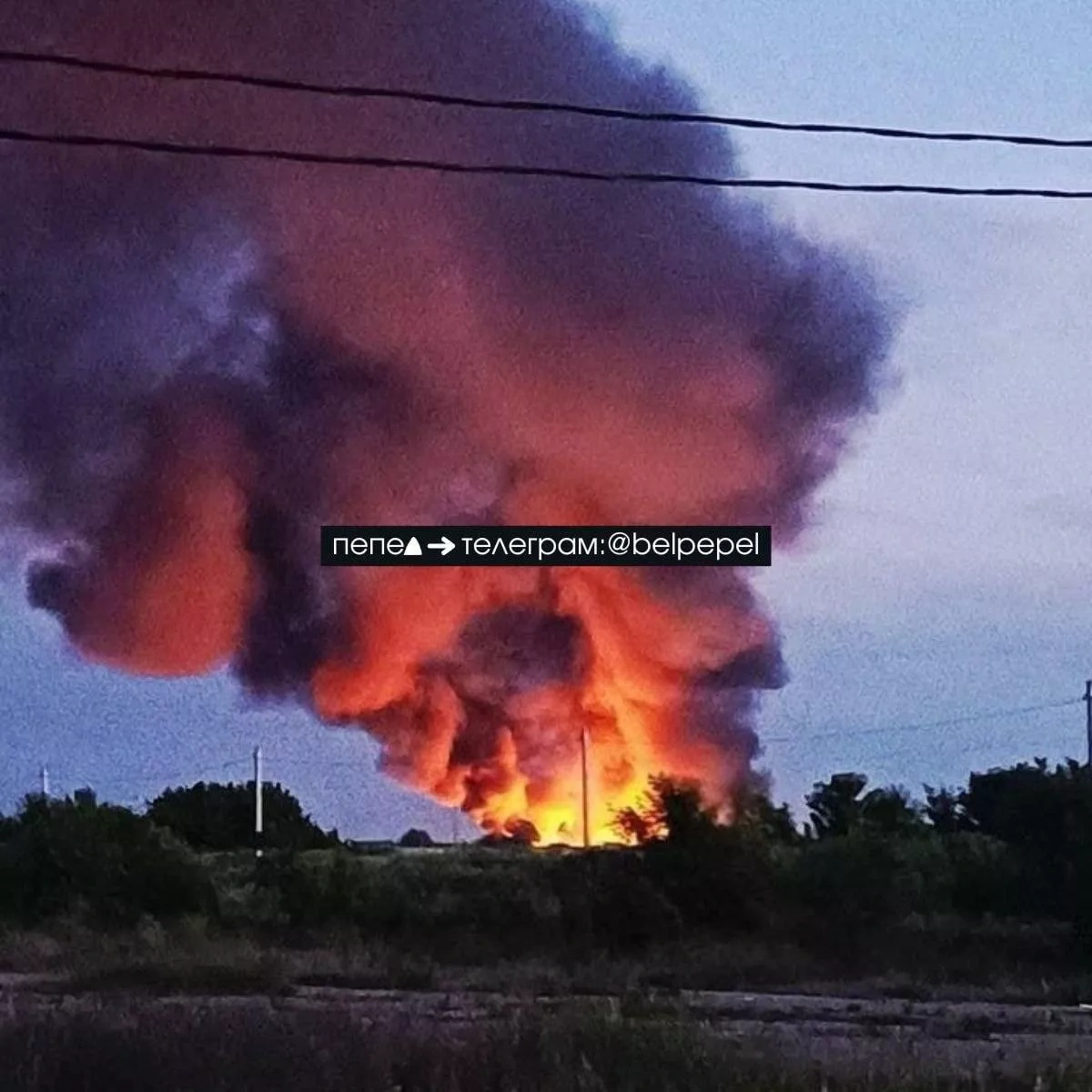 ASTRA: Flames sweep through flammables storage site near Russia’s Shebekino PHOTO