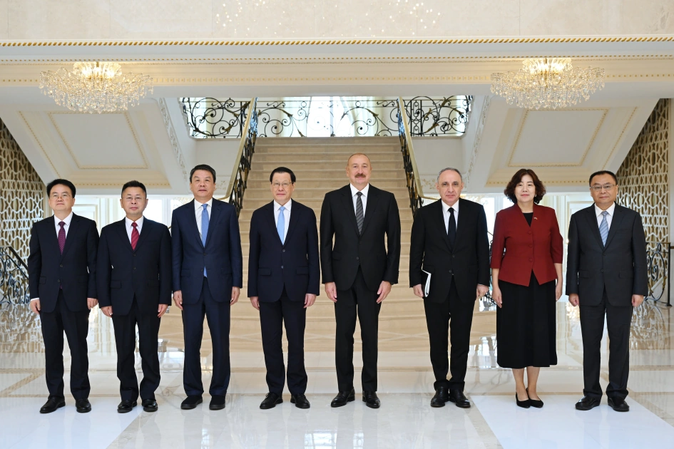 President Ilham Aliyev receives delegation led by Prosecutor General of Supreme People's Procuratorate of China (PHOTO)