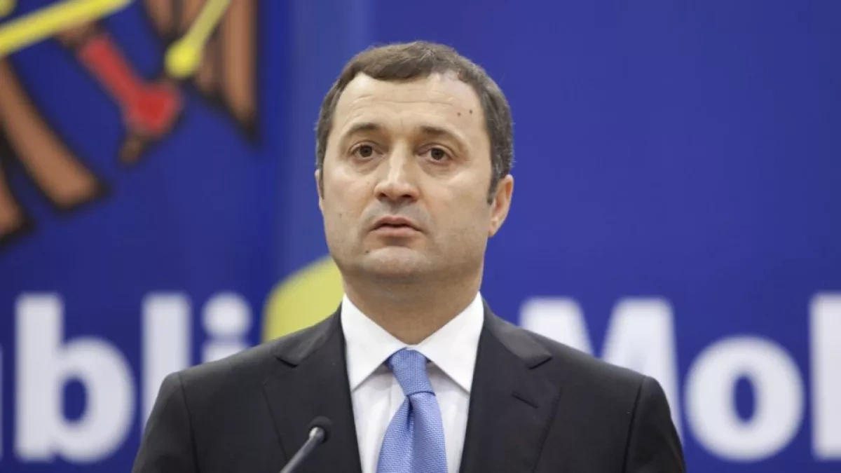 Former Moldovan PM faces arrest after French money-laundering verdict