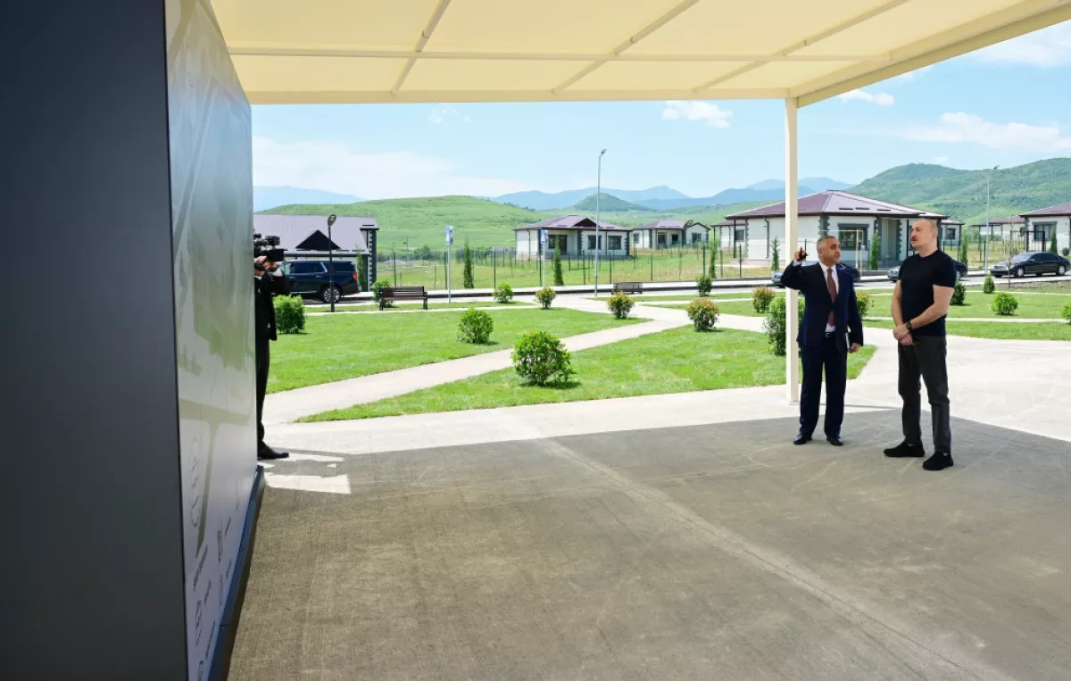President Aliyev views renovated homes for servicemen in Khojaly PHOTO