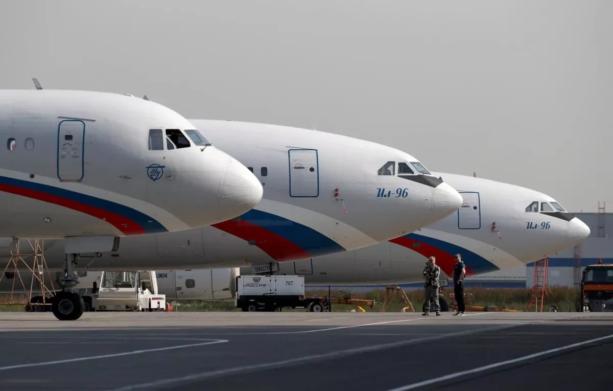 Russia extends program to restore ageing planes as fleet shrinks