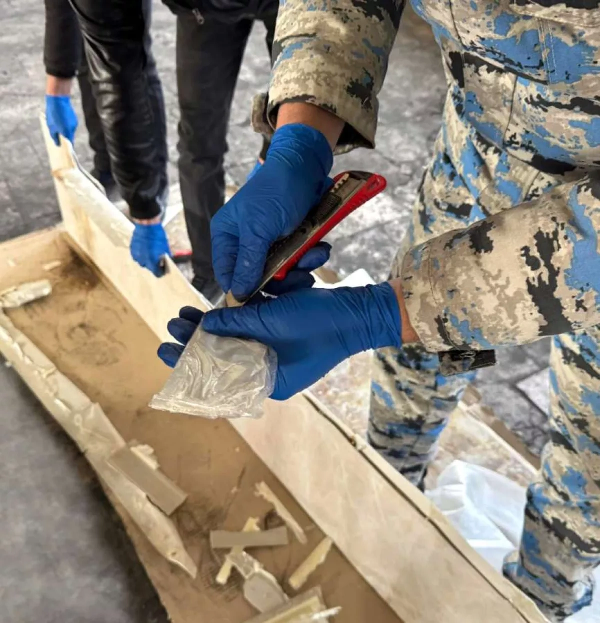 Azerbaijan customs seize major heroin shipment en route from Iran to Poland Photo